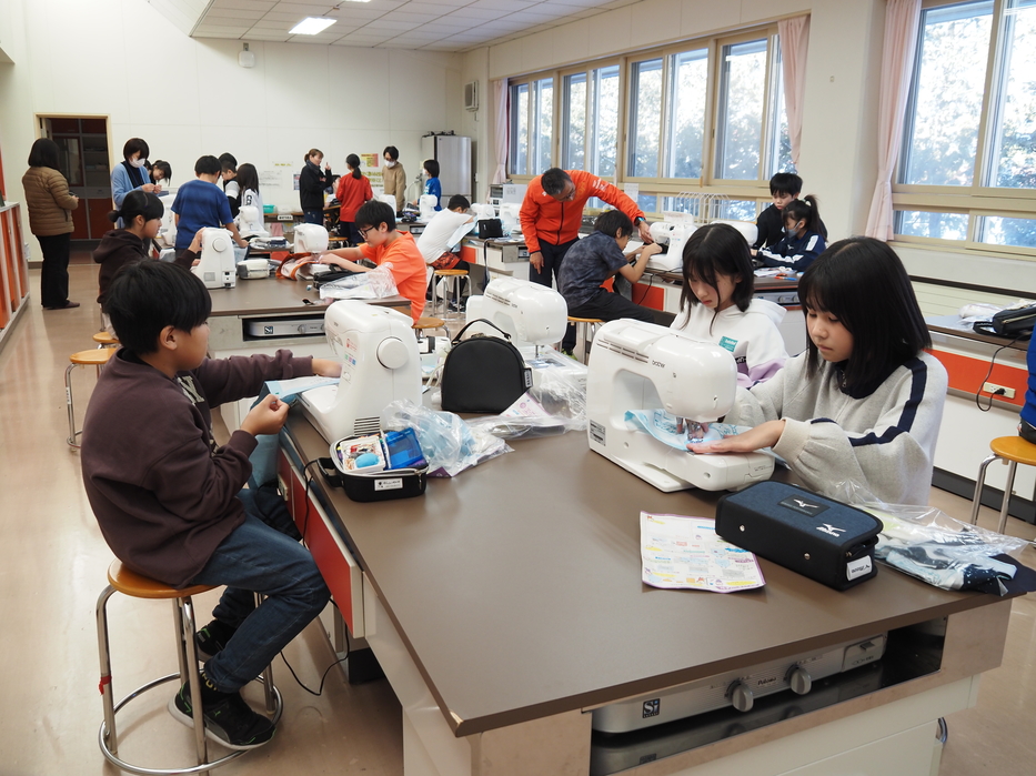 芽室小学校　家庭科授業